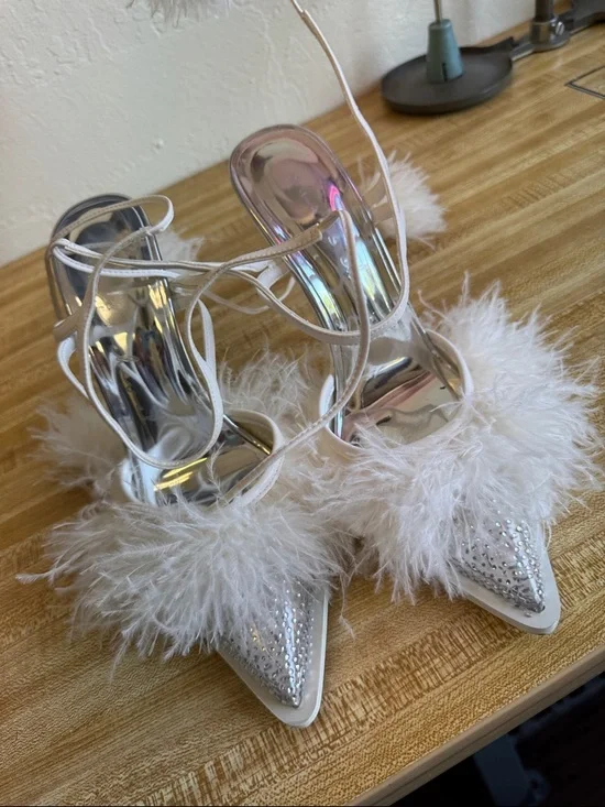 White Feather-Trim Strappy High Heels - Picture 3 of 10